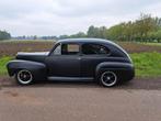 Ford Tudor 1947 Zwart 2drs de luxe, restomod met 350 blok., Automaat, Achterwielaandrijving, Zwart, Leder