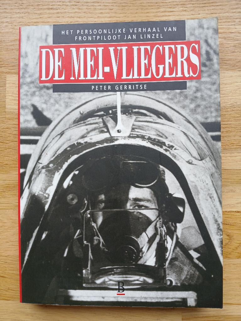 De Mei-vliegers, Boeken, Ophalen of Verzenden, Tweede Wereldoorlog, Zo goed als nieuw, Luchtmacht