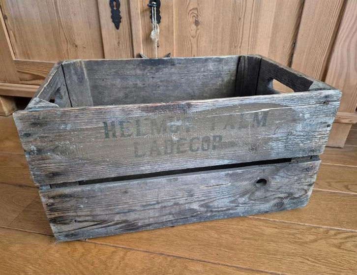 Vintage houten krat, Huis en Inrichting, Woonaccessoires | Kisten, Gebruikt, Minder dan 50 cm, 50 tot 75 cm, Minder dan 50 cm