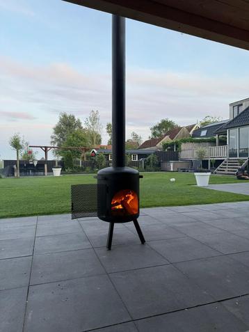 Rvs tuinkachels in zwart beschikbaar voor biedingen