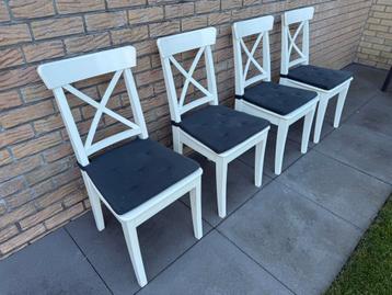 Ikea Ingolf keukenstoelen / eetkamerstoelen beschikbaar voor biedingen