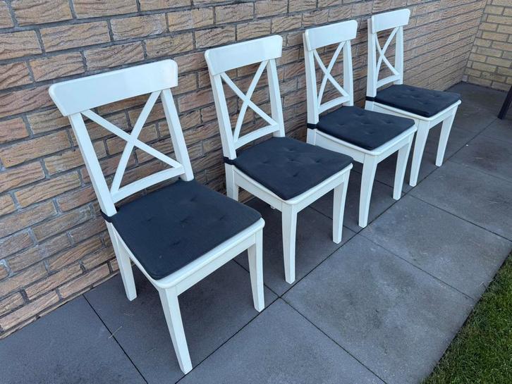 Ikea Ingolf keukenstoelen / eetkamerstoelen, Huis en Inrichting, Stoelen, Gebruikt, Vier, Hout, Wit, Ophalen