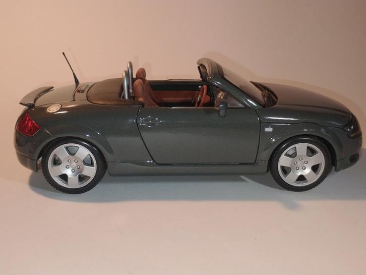 Audi TT 1/18, Hobby en Vrije tijd, Modelauto's | 1:18, Zo goed als nieuw, Auto, Maisto, Ophalen of Verzenden