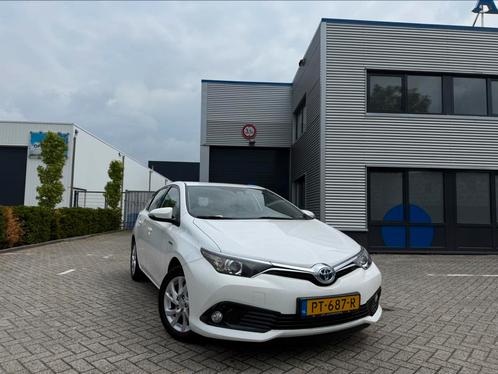 Toyota Auris 1.8 Hybrid 5DR CVT 2017 Wit, Auto's, Toyota, Particulier, Auris, Hybride Elektrisch/Benzine, Volledig hybride, A