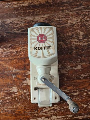 Vintage Douwe Egberts Koffiemolen beschikbaar voor biedingen