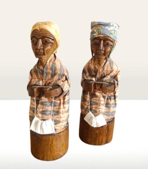 Indonesië, Celebes (Sulawesi) handgemaakte Tau Tau poppen, Antiek en Kunst, Kunst | Niet-Westerse kunst, Verzenden