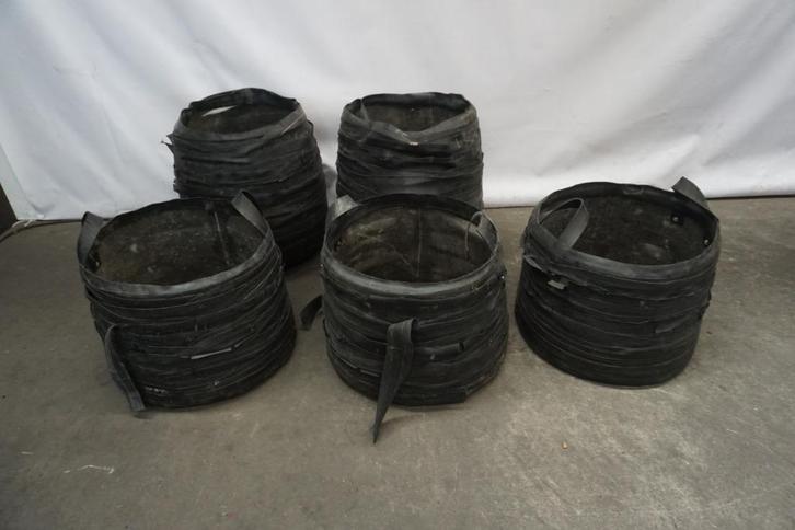 Serax moniek rubberen vazen bloempotten | 5 stuks, Tuin en Terras, Bloempotten, Gebruikt, Overige materialen, Binnen, Balkon, Tuin