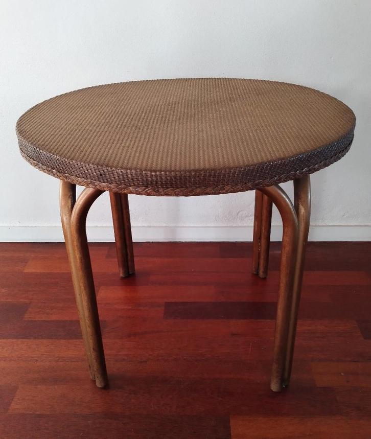 Bijzet tafeltje, metalen frame, vlechtwerk, vintage, Antiek en Kunst, Curiosa en Brocante, Ophalen of Verzenden