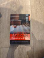 Sophie Hannah - De andere helft leeft, Ophalen of Verzenden, Zo goed als nieuw, Sophie Hannah