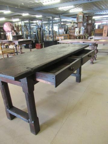 Oer 11581 VROEG 18e eeuwse Spaanse tafel met 2 laden beschikbaar voor biedingen