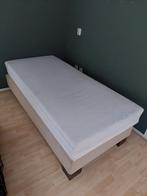Single bed with mattress. Very good condition., Huis en Inrichting, Slaapkamer | Boxsprings, Ophalen of Verzenden, Zo goed als nieuw