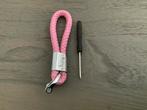 Jeep roze gevlochten sleutelhanger, Ophalen of Verzenden