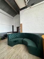Showroommodel rond gekapitonneerde bank, Ophalen, Nieuw
