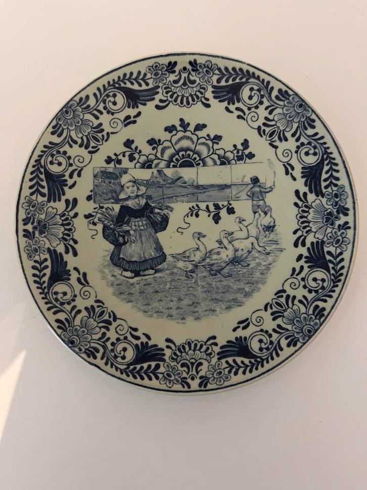 Oud Petrus Regout Bord - Fantaisie, Antiek en Kunst, Antiek | Wandborden en Tegels, Ophalen of Verzenden