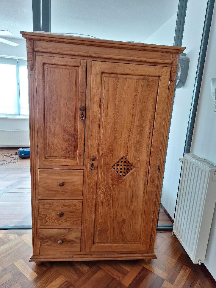 Teakhouten kast   Gratis af te halen, Huis en Inrichting, Kasten | Buffetkasten, Zo goed als nieuw, 150 tot 200 cm, 100 tot 150 cm