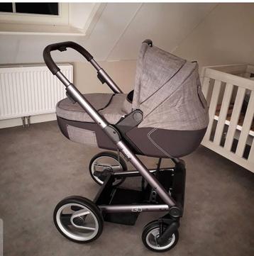 Mutsy Igo Farmer kinderwagen met Maxicosi beschikbaar voor biedingen