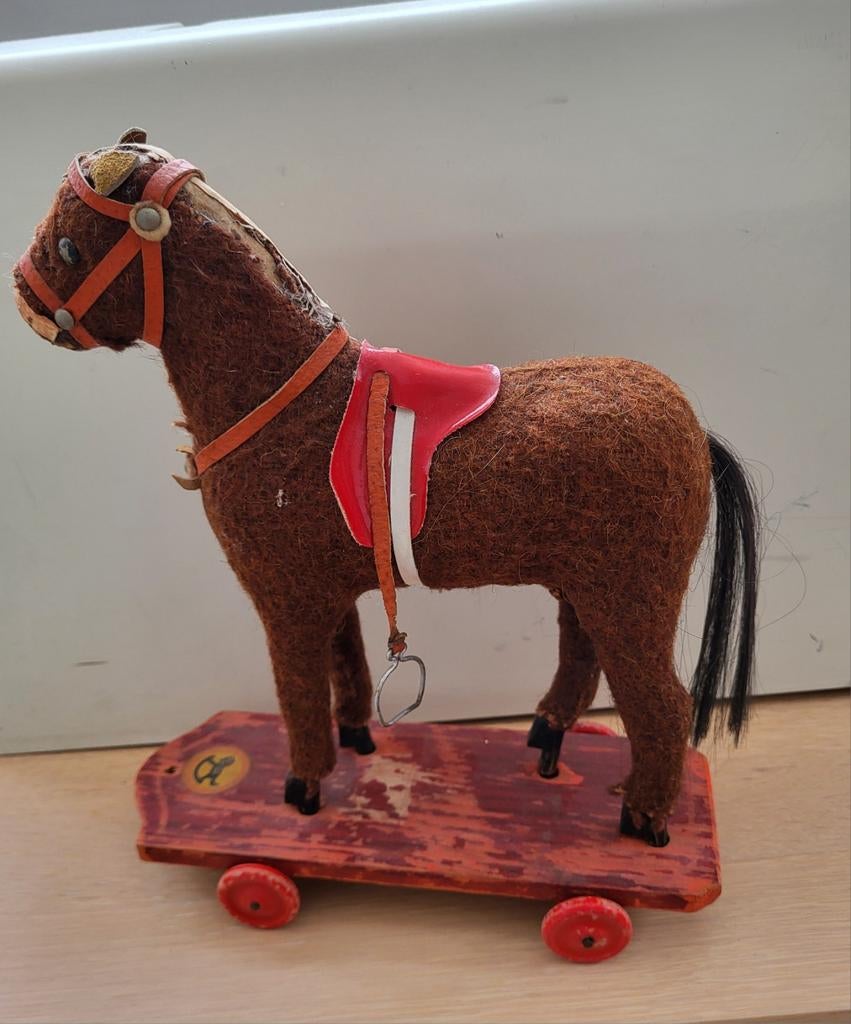 Vintage Speelgoed Paardje op Wielen - 1965, Antiek en Kunst, Ophalen of Verzenden