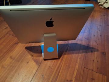 Computer apple beschikbaar voor biedingen