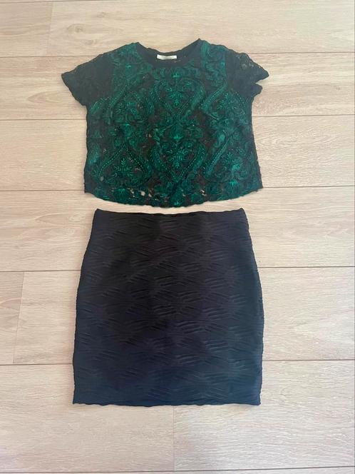 Zara lace kanten groene crop top & Amisu bodycon rok rokje, Kleding | Dames, Rokken, Gedragen, Maat 36 (S), Zwart, Boven de knie