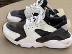 Nike Air Huarache in maat EU 41 (valt als maat 40.5)., Wit, Nike, Ophalen of Verzenden, Sneakers of Gympen