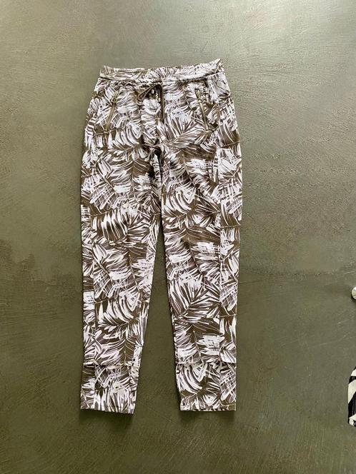 i405 Mac maat 36=S comfort broek 7/8 pantalon wit/groen, Kleding | Dames, Broeken en Pantalons, Zo goed als nieuw, Maat 36 (S)
