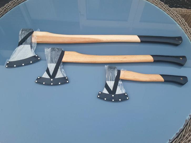 3x Aks hakbijl bijl 38 cm. ,70 cm , 90 cm. lengte als nieuw, Tuin en Terras, Hand-tuingereedschap, Zo goed als nieuw, Bijl, Ophalen of Verzenden