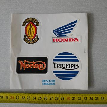 Vintage stickers van Honda, Triumph, Norton en BSA oldtimer beschikbaar voor biedingen