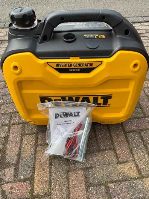 Dewalt inverter Generator, Doe-het-zelf en Verbouw, Aggregaten, Nieuw, Benzine, Minder dan 5 kVA, Geluidgedempt, Ophalen of Verzenden