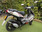 Aprilia sr50r 70cc met WOK, Fietsen en Brommers, Scooters | Aprilia, Ophalen, Zo goed als nieuw, Tweetakt, SR 50