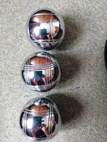 Nieuwe Jeu de boules ballen 3 stuks met balletje en meetlint beschikbaar voor biedingen