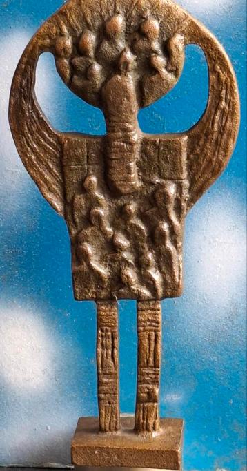 Jos Gielen. Sculptuur.  Brons.  Geabstraheerd.  32 cm. beschikbaar voor biedingen