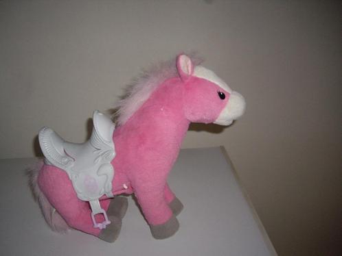 baby born paard met geluid + zadel, Kinderen en Baby's, Speelgoed | Poppen, Zo goed als nieuw, Babypop, Ophalen of Verzenden