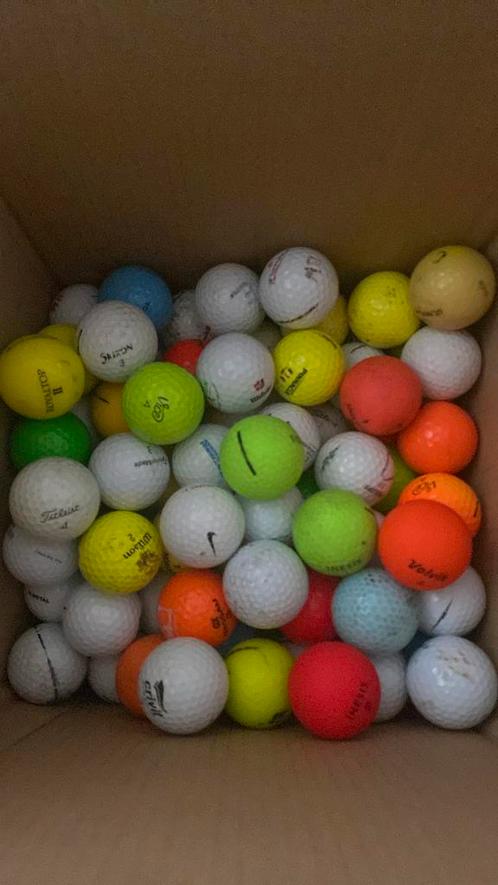 100 golfballen Mix, Sport en Fitness, Golf, Zo goed als nieuw, Bal(len), Overige merken, Ophalen