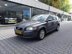 Volvo V50 1.8 Edition I Dealer onderhouden 2 eigenaren Origi, Voorwielaandrijving, 65 €/maand, Gebruikt, Beige