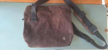 Crumpler Suede Tas - Stijlvol en Praktisch! beschikbaar voor biedingen