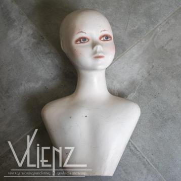 Vintage, retro, brocante paspop, etalagepop torso meisje beschikbaar voor biedingen