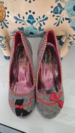 Irregular Choice Mutiny Pumps Maat 38, Irregular Choice, Ophalen of Verzenden, Zo goed als nieuw, Grijs