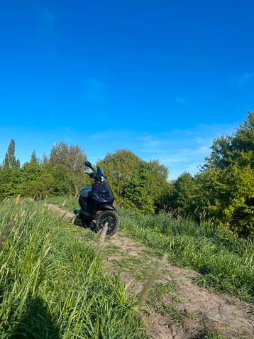 Piaggio zip 2000 4t beschikbaar voor biedingen
