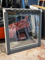 Velux 114x118 kunstof ggu sk06, Doe-het-zelf en Verbouw, Ophalen, 80 tot 120 cm, 80 tot 120 cm, Zo goed als nieuw