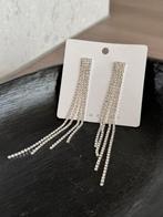 Zilverkleurige oorbellen, nieuw!, Overige materialen, Hangers, Nieuw, Ophalen of Verzenden