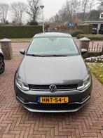 Volkswagen Polo 1.0 MPI 44KW 2014 Grijs, Auto's, Voorwielaandrijving, Stof, Zwart, Parkeersensor