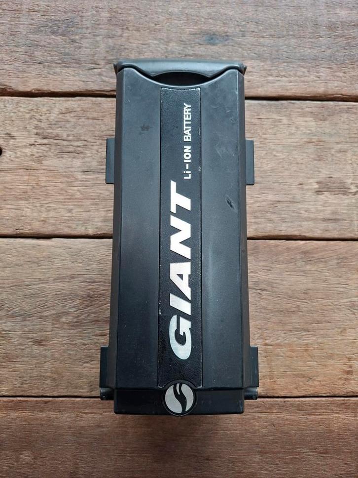 Giant Accu 36V 11Ah 409Wh Li-ion 5-pins, Fietsen en Brommers, Fietsaccessoires | Fietsaccu's, Zo goed als nieuw, Ophalen of Verzenden