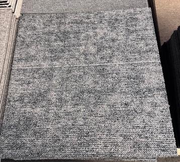 Desso tapijttegels grijs B-keus nieuw 25m² 50x50cm #151 beschikbaar voor biedingen