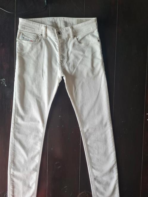 ZGAN SPIERWITTE DIESEL SLEENKER SLIM SKINNY STRETCH 31/32, Kleding | Heren, Spijkerbroeken en Jeans, Zo goed als nieuw, W32 (confectie 46) of kleiner