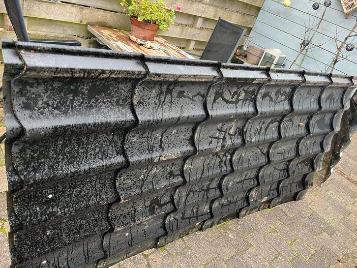 3 Dakpanplaten - Zwart, Doe-het-zelf en Verbouw, Dakpannen en Dakbedekking, Gebruikt, Dakplaat of Dakpanplaat, Metaal, Zwart, Minder dan 5 m²