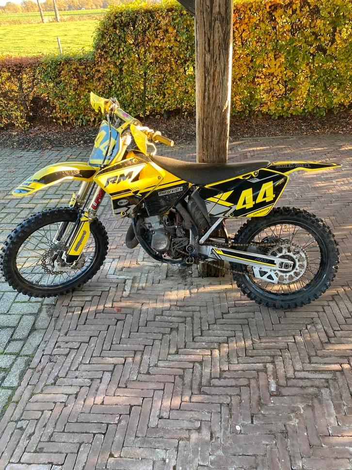 Suzuki rm 125 2 takt crossmoter, Fietsen en Brommers, Brommers | Crossbrommers, Zo goed als nieuw, Suzuki, Ophalen of Verzenden