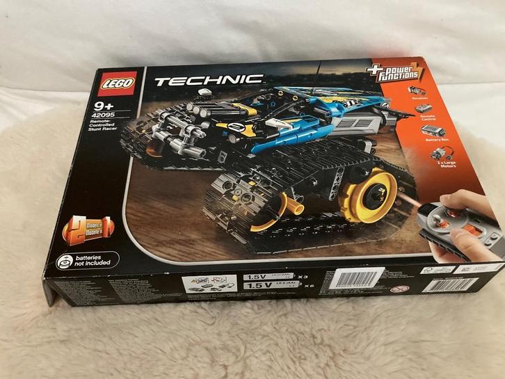 LEGO  Technic RC-stunt racer, Kinderen en Baby's, Speelgoed | Duplo en Lego, Zo goed als nieuw, Lego, Complete set, Ophalen of Verzenden