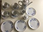 4 persoons romantische  servies met bijpassend tafellaken, Ophalen