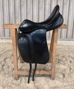 Prestige dressuurzadel 17 inch, Dieren en Toebehoren, Ophalen of Verzenden, Zo goed als nieuw, Dressuur