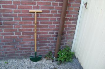 Kantensteker Praxis beschikbaar voor biedingen